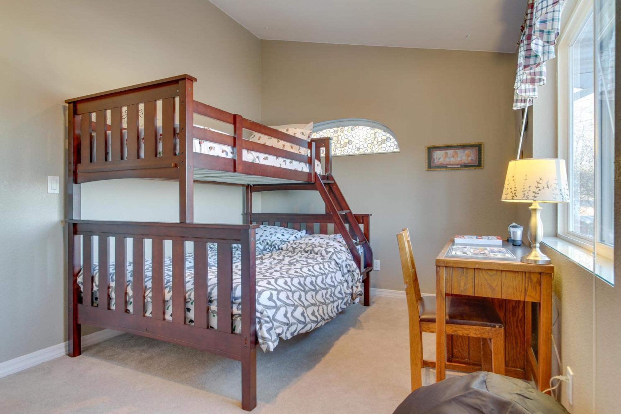Inviting Great Falls Home With Wraparound Deck! מראה חיצוני תמונה