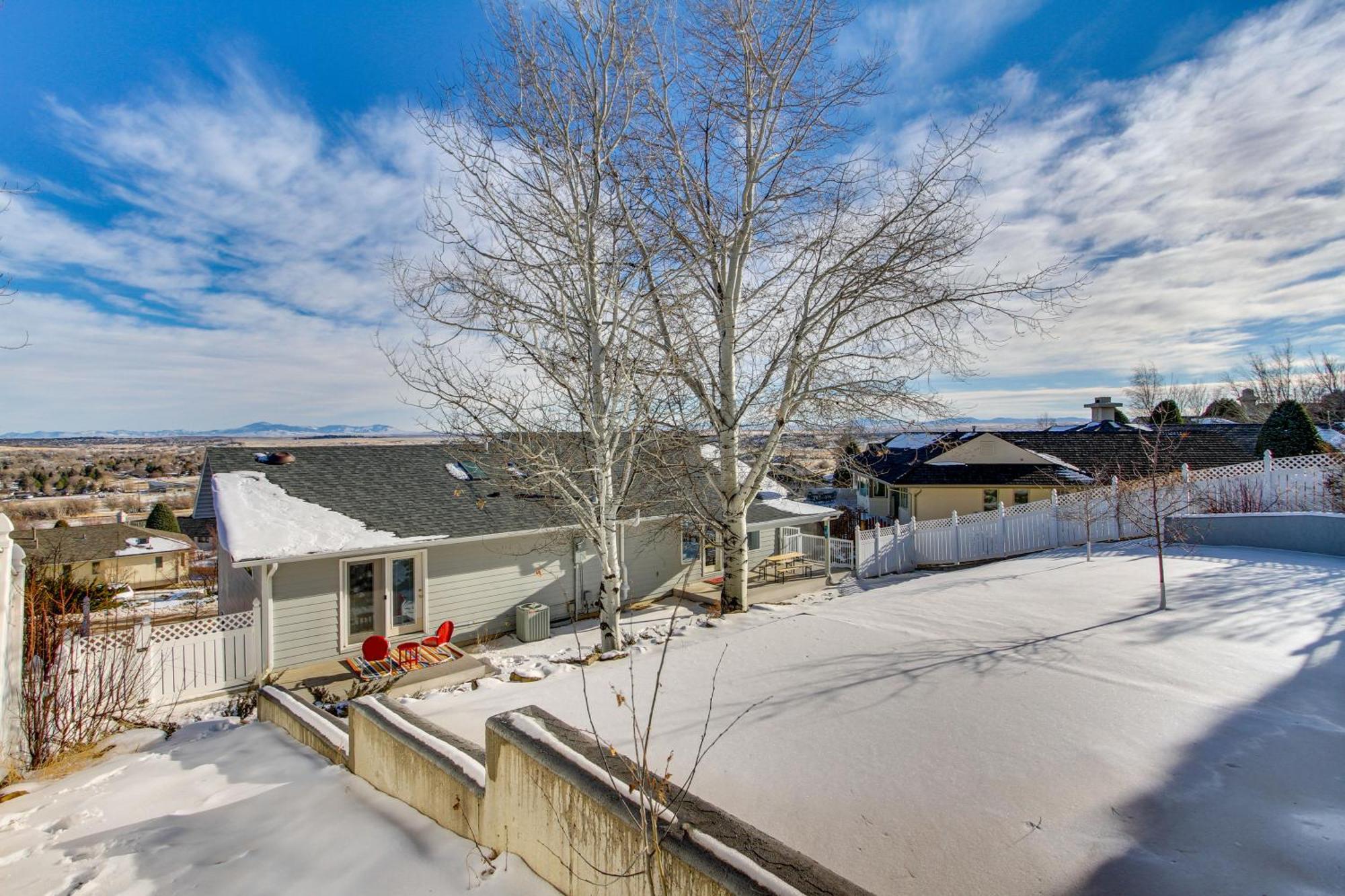 Inviting Great Falls Home With Wraparound Deck! מראה חיצוני תמונה