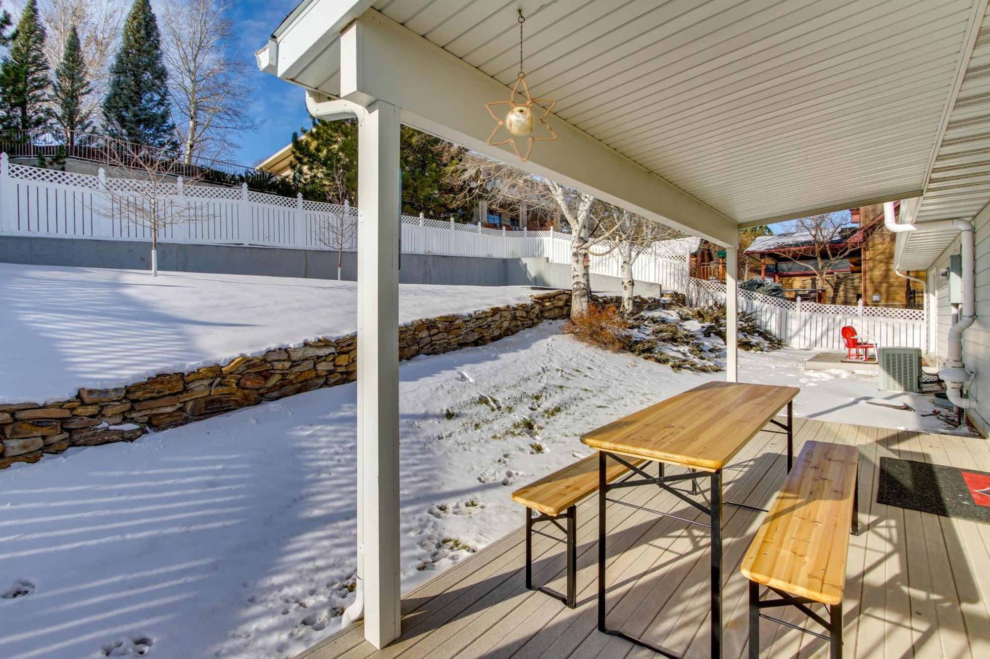 Inviting Great Falls Home With Wraparound Deck! מראה חיצוני תמונה