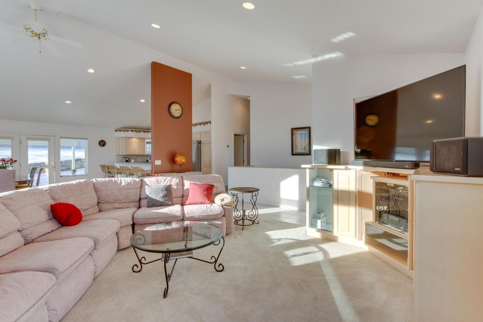 Inviting Great Falls Home With Wraparound Deck! מראה חיצוני תמונה