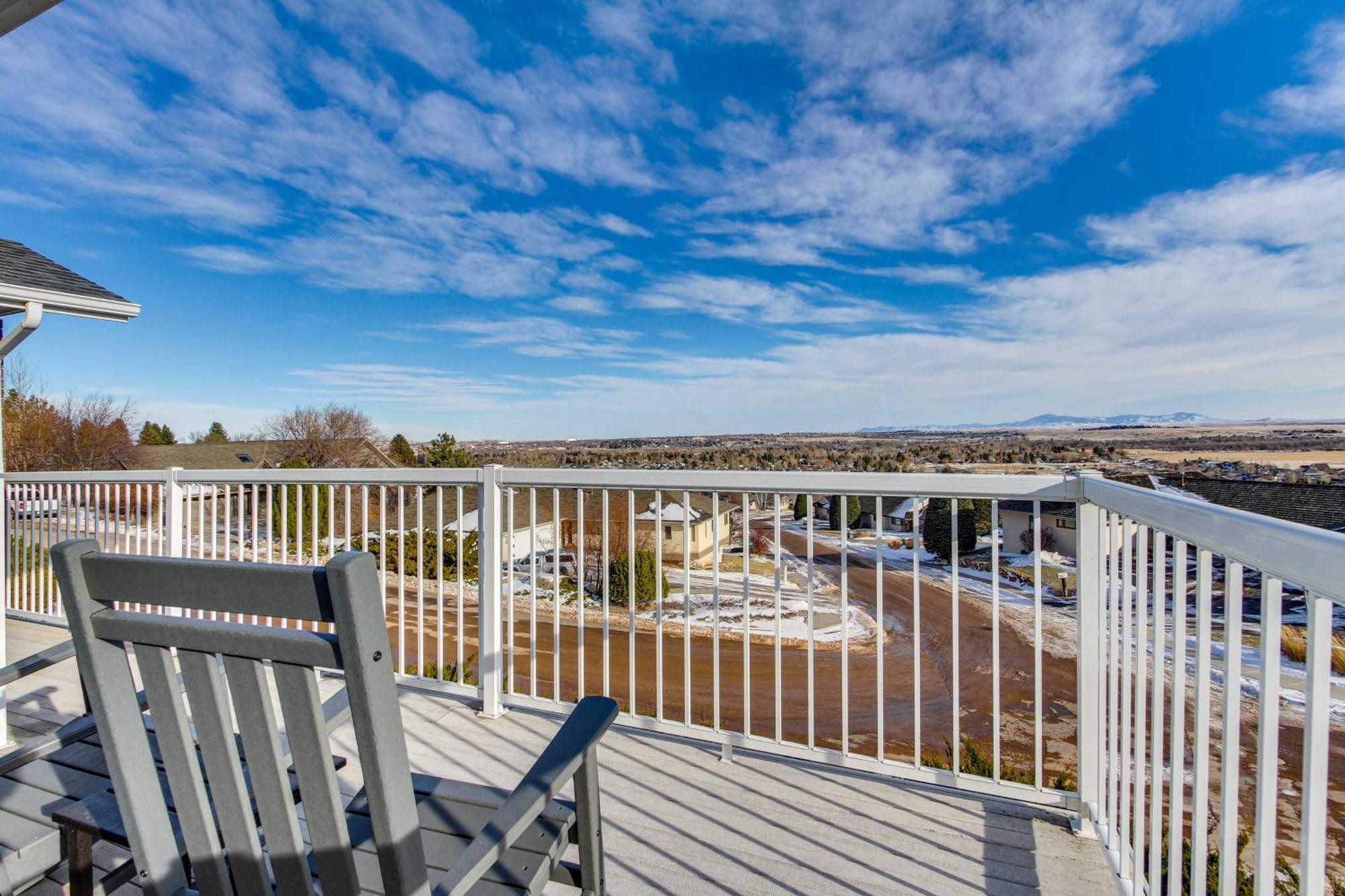 Inviting Great Falls Home With Wraparound Deck! מראה חיצוני תמונה