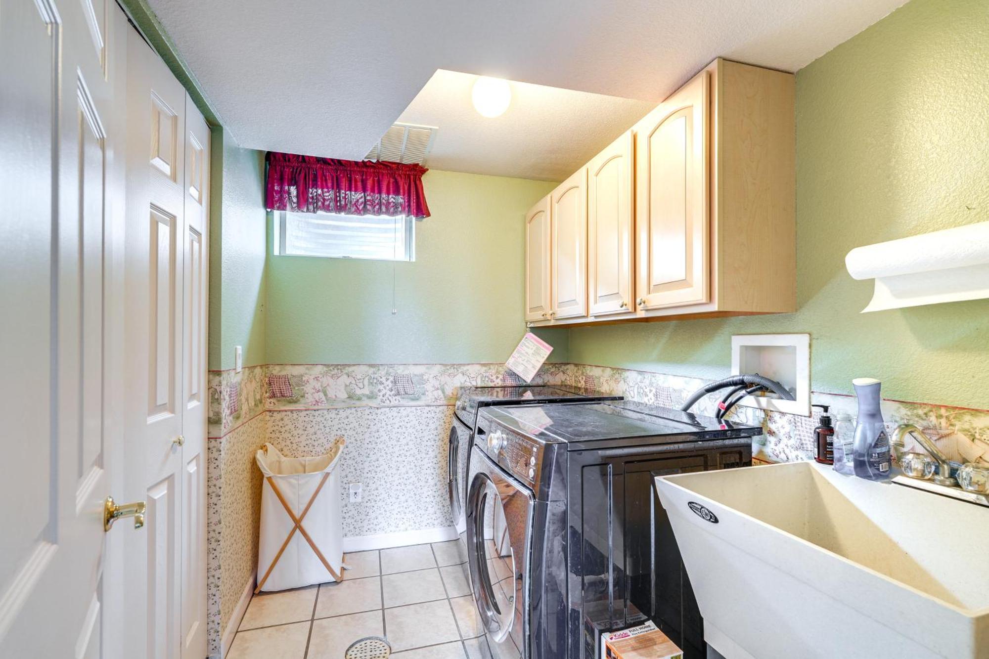 Inviting Great Falls Home With Wraparound Deck! מראה חיצוני תמונה